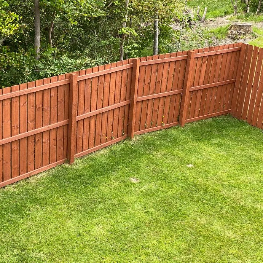 fence-staining